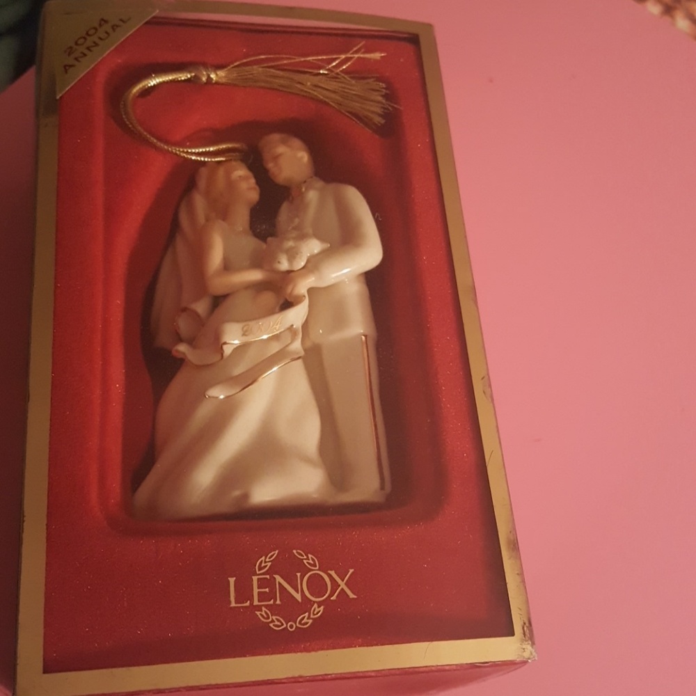 Lenox Christmas 2004